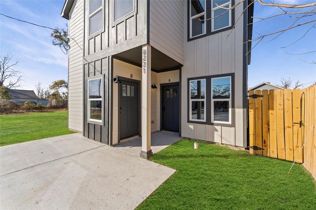 8221 Flaxman St A, Houston, TX 77029