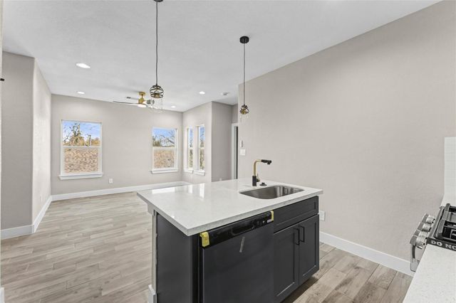 8221 Flaxman St A, Houston, TX 77029