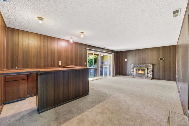 85 Sequoyah View, Oakland, CA 94605