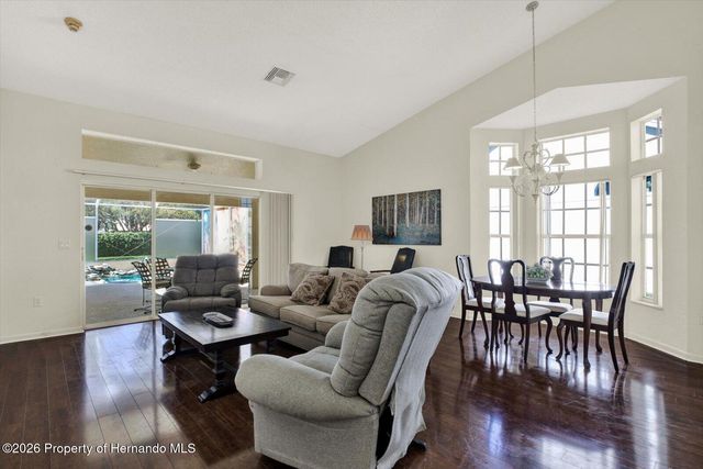 9131 Rhett Lane, Weeki Wachee, FL 34613