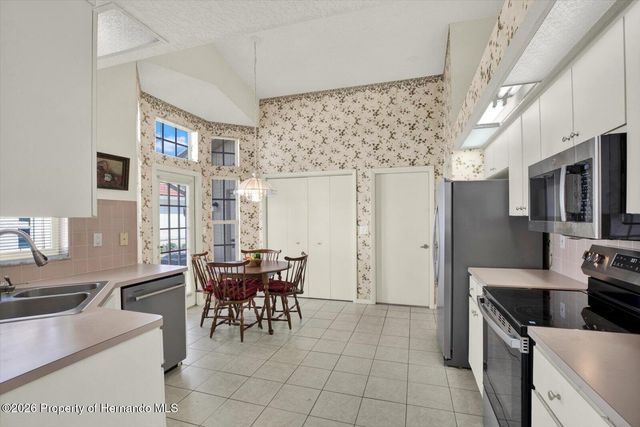 9131 Rhett Lane, Weeki Wachee, FL 34613