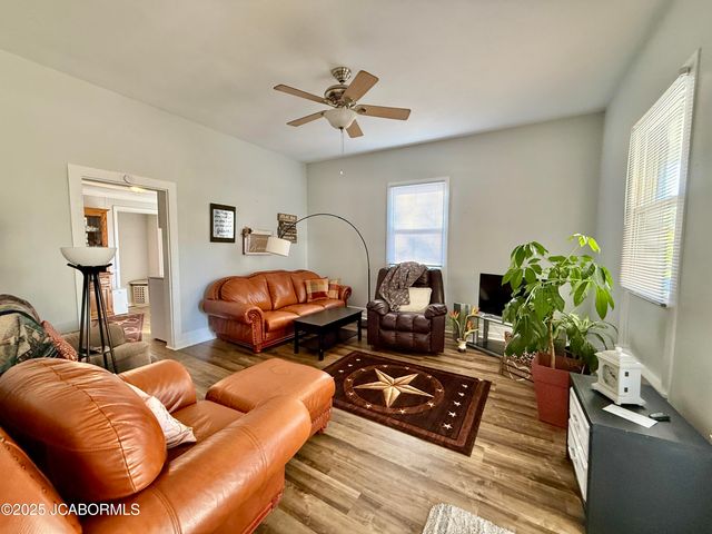 200 S EAST STREET, California, MO 65018