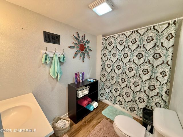 200 S EAST STREET, California, MO 65018