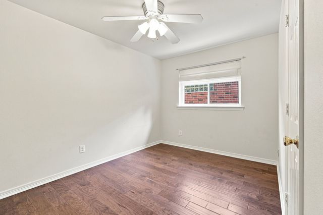 406 Gardenia Lane, Waxahachie, TX 75165