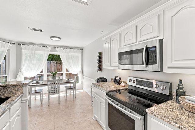 406 Gardenia Lane, Waxahachie, TX 75165