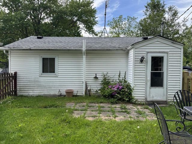 10449 268th AVENUE, Trevor, WI 53179