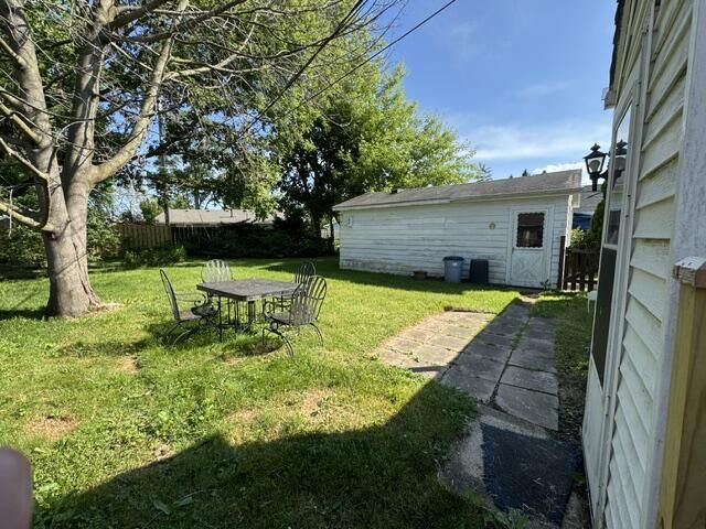 10449 268th AVENUE, Trevor, WI 53179