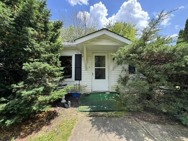 10449 268th AVENUE, Trevor, WI 53179