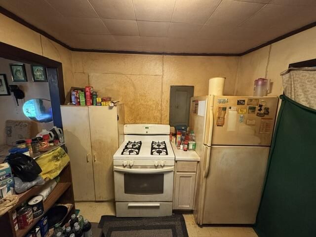10449 268th AVENUE, Trevor, WI 53179