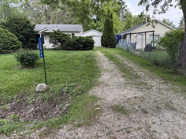 10449 268th AVENUE, Trevor, WI 53179