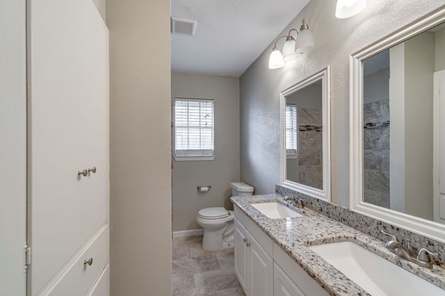 1401 Yucca Street, Midlothian, TX 76065