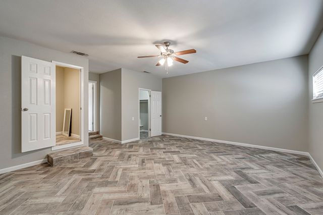 1401 Yucca Street, Midlothian, TX 76065