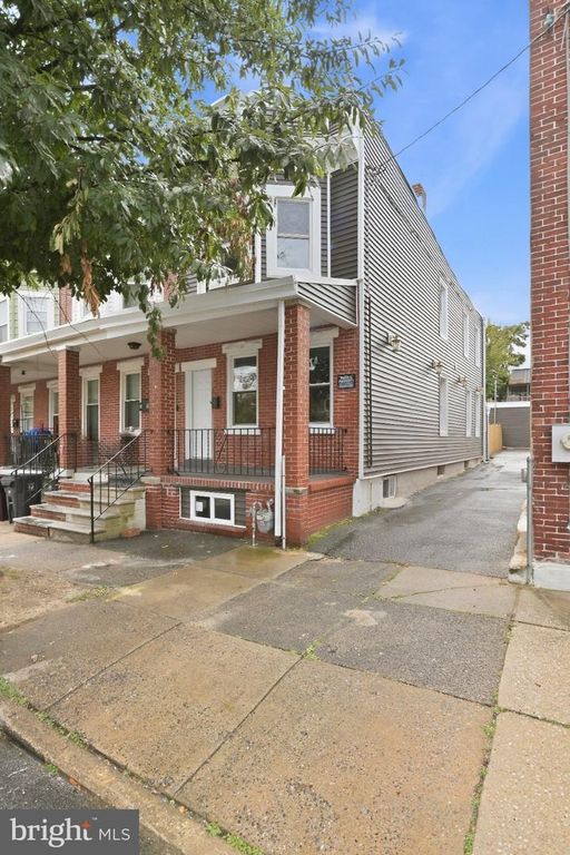 16 STROUD ST, WILMINGTON, DE 19805 — exterior