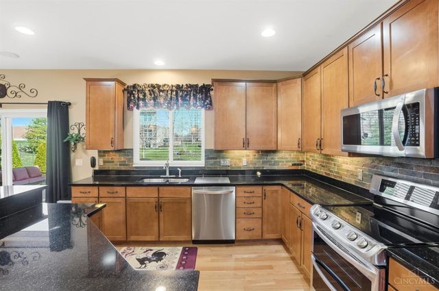 7818 Derbyshire Court, Liberty Twp, OH 45044