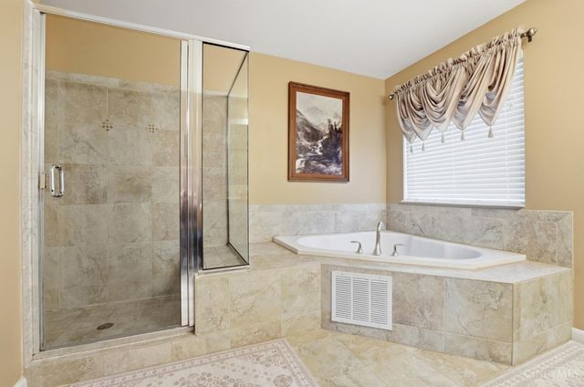 7818 Derbyshire Court, Liberty Twp, OH 45044