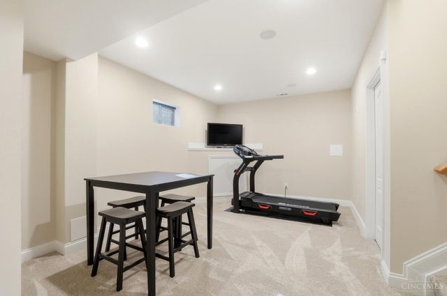 7818 Derbyshire Court, Liberty Twp, OH 45044