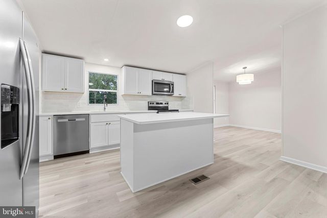 5724 ZACHARY TAYLOR HWY, Mineral, VA 23117