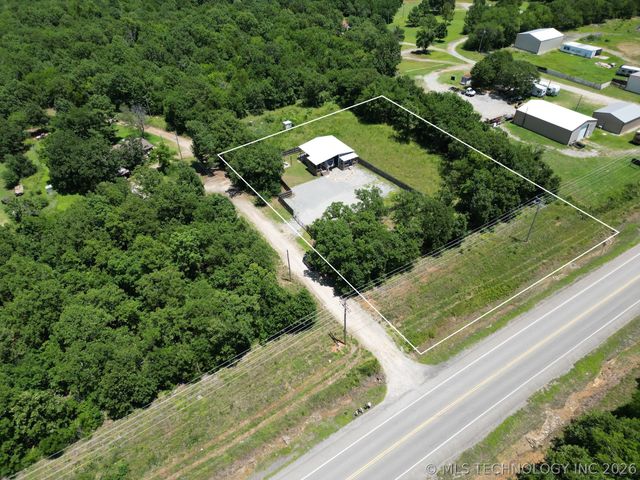 127 Seneca Springs, Eufaula, OK 74432