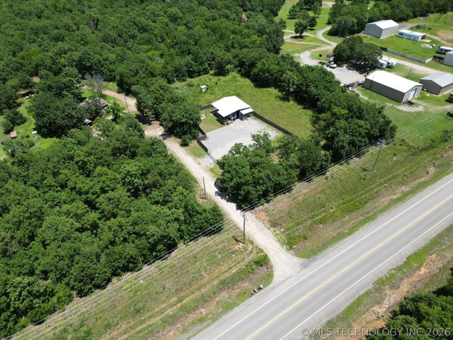 127 Seneca Springs, Eufaula, OK 74432
