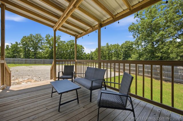 127 Seneca Springs, Eufaula, OK 74432