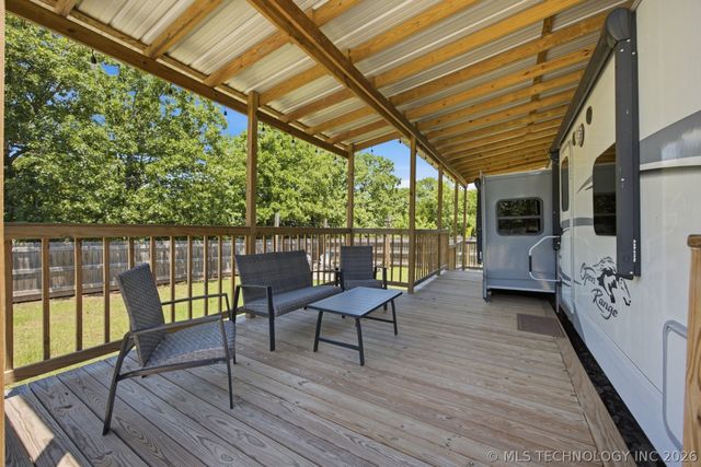 127 Seneca Springs, Eufaula, OK 74432