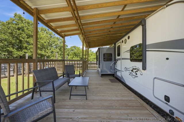 127 Seneca Springs, Eufaula, OK 74432