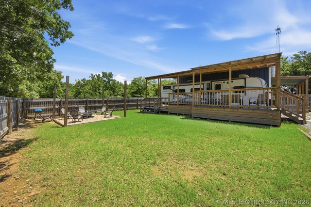 127 Seneca Springs, Eufaula, OK 74432