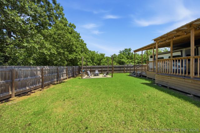127 Seneca Springs, Eufaula, OK 74432