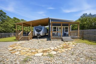 127 Seneca Springs, Eufaula, OK 74432