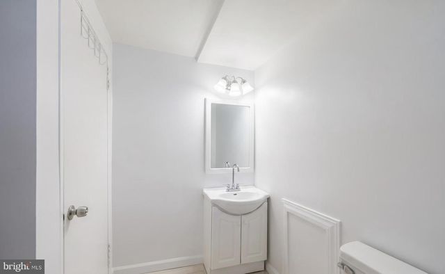 3911 SANDRA DR, York, PA 17402