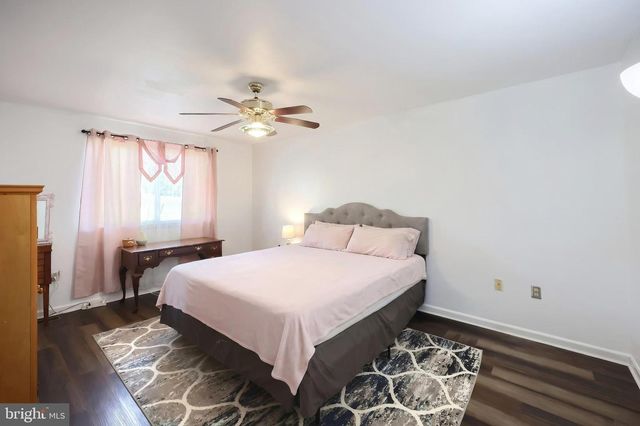 3911 SANDRA DR, York, PA 17402