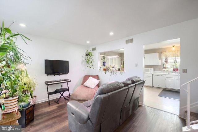 3911 SANDRA DR, York, PA 17402
