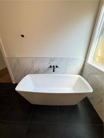 4112 Erin Drive, Rogers, AR 72758