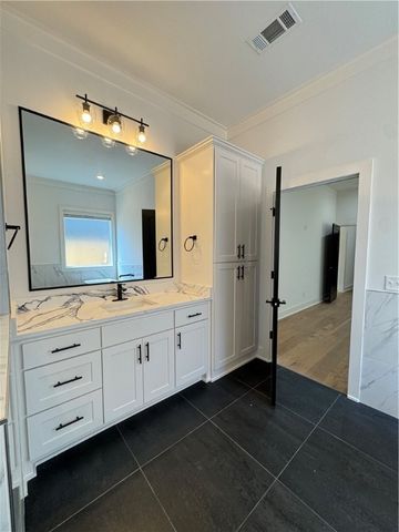 4112 Erin Drive, Rogers, AR 72758