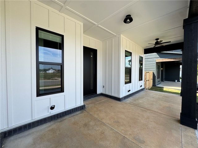 4112 Erin Drive, Rogers, AR 72758