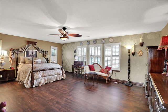 15826 Buxton Drive, Westfield, IN 46074