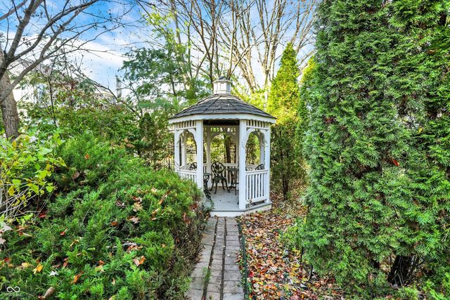 15826 Buxton Drive, Westfield, IN 46074