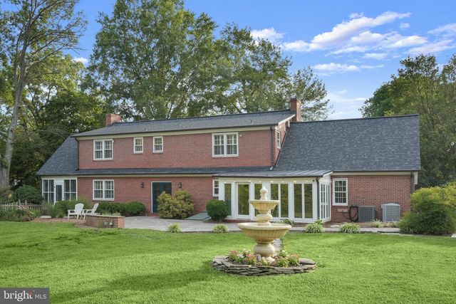 9305 MAIN ST, Manassas, VA 20110