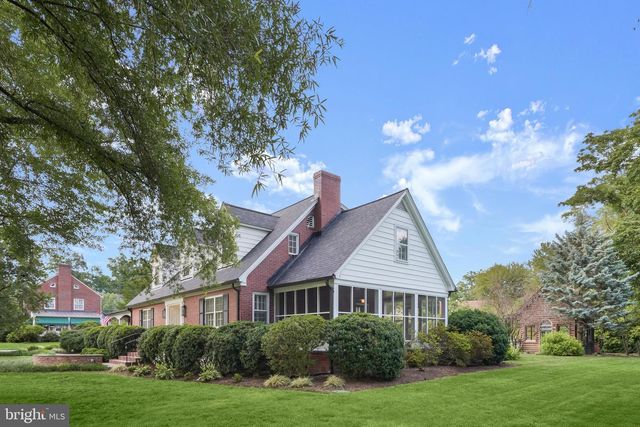 9305 MAIN ST, Manassas, VA 20110