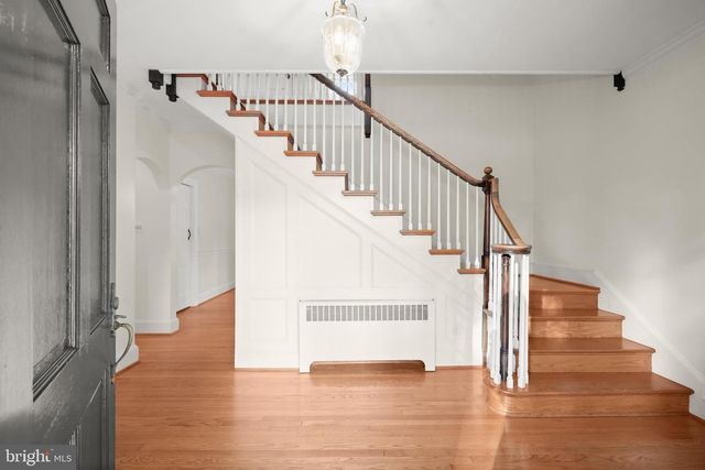 9305 MAIN ST, Manassas, VA 20110