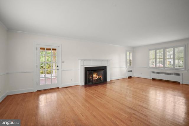 9305 MAIN ST, Manassas, VA 20110