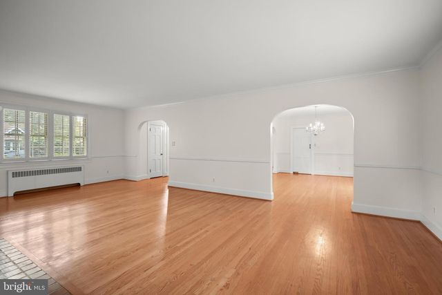 9305 MAIN ST, Manassas, VA 20110