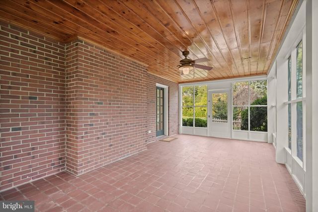 9305 MAIN ST, Manassas, VA 20110