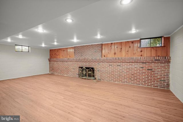 9305 MAIN ST, Manassas, VA 20110