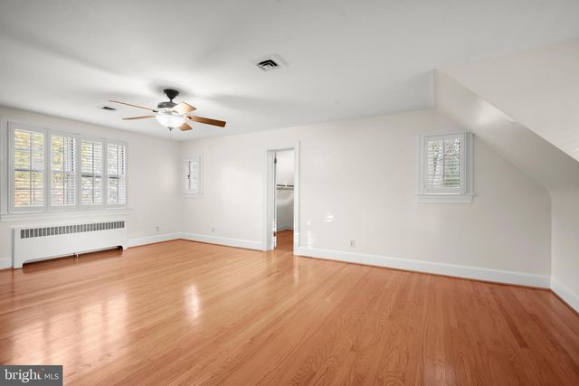 9305 MAIN ST, Manassas, VA 20110