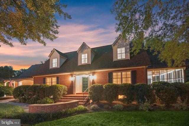 9305 MAIN ST, Manassas, VA 20110