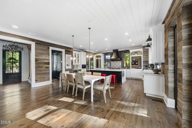 320 N College Street, Wake Forest, NC 27587