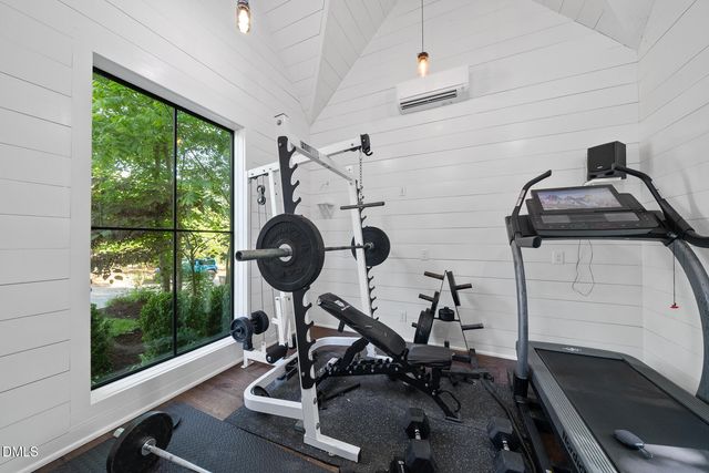 320 N College Street, Wake Forest, NC 27587