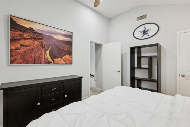 4006 Holland Avenue B, Dallas, TX 75219