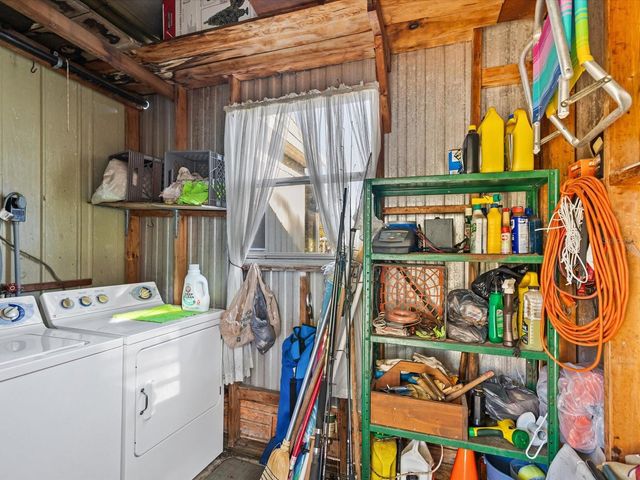 6439 THERESA AVENUE, Weeki Wachee, FL 34607